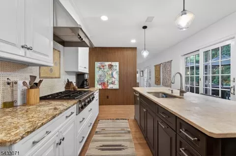 Kitchen - 18 Pine Ridge Dr, Summit, NJ 07901 photo 1 of 3