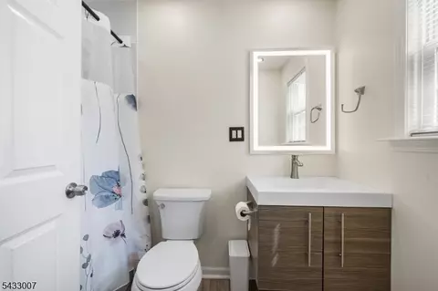 Bath - 708 E Front St #2, Plainfield, NJ 07060 photo 3 of 3