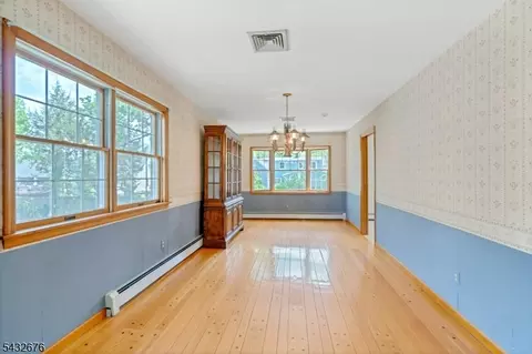 98 Vassar Dr, Paramus, NJ 07652 photo 6