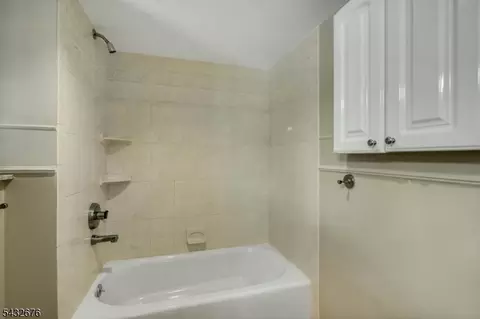 98 Vassar Dr, Paramus, NJ 07652 photo 26