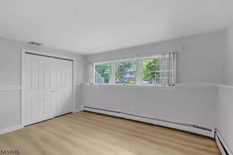 98 Vassar Dr, Paramus, NJ 07652 photo 23