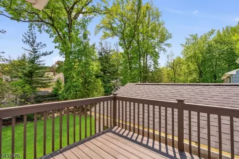 98 Vassar Dr, Paramus, NJ 07652 photo 30
