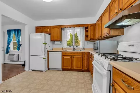 Kitchen - 79 Dean Rd, Mendham, NJ 07945 photo 1 of 1