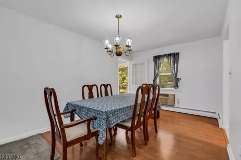 Dining - 79 Dean Rd, Mendham, NJ 07945 photo 1 of 2