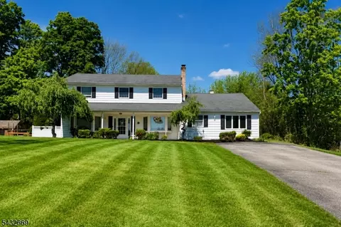 25 Carol Dr, Glenwood, NJ 07418