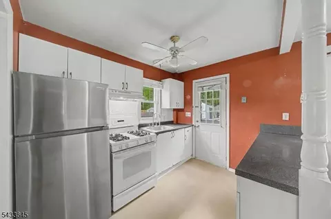 83 Doty Rd, Haskell, NJ 07420 photo 9