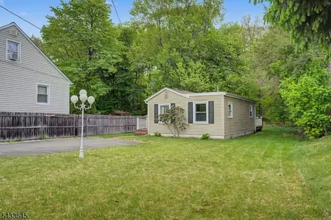 83 Doty Rd, Haskell, NJ 07420 photo 3