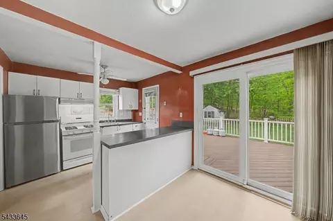83 Doty Rd, Haskell, NJ 07420 photo 12
