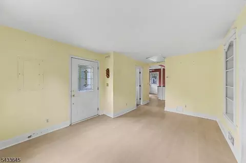 83 Doty Rd, Haskell, NJ 07420 photo 5