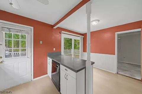 83 Doty Rd, Haskell, NJ 07420 photo 10