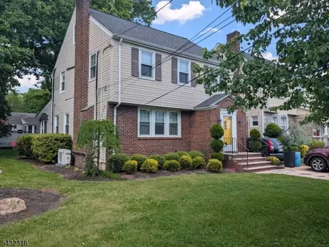 1113 Harding Rd, Elizabeth, NJ 07208