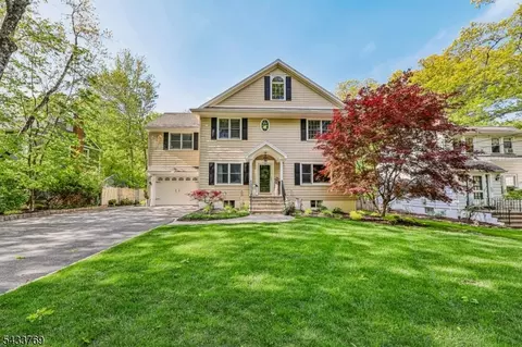 129 Woodland Ave, Ramsey, NJ 07446
