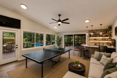 12 Abbott Rd, Wayne, NJ 07470 photo 8