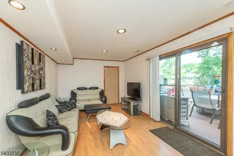 12 Abbott Rd, Wayne, NJ 07470 photo 11