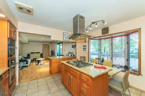 12 Abbott Rd, Wayne, NJ 07470 photo 14