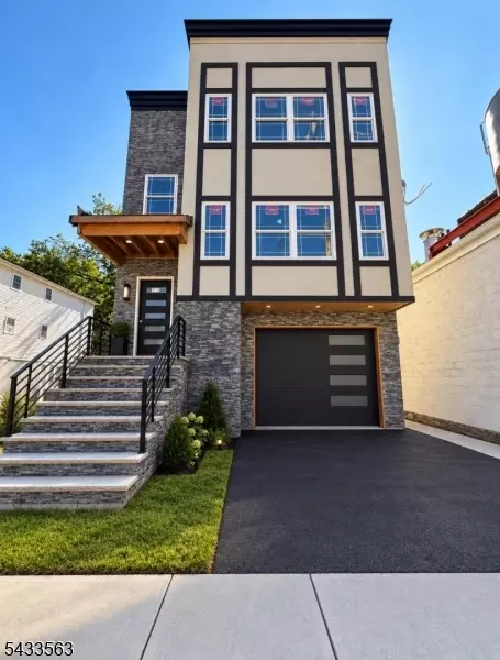 1060 Magnolia Ave, Elizabeth, NJ 07201