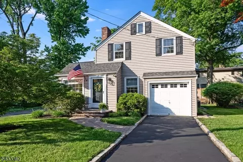 21 Doris Pkwy, Westfield, NJ 07090