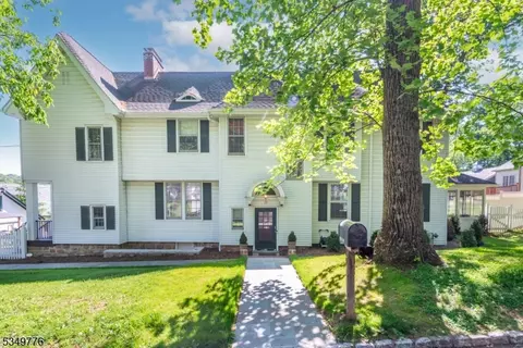 29 Stevens St, Bernardsville, NJ 07924