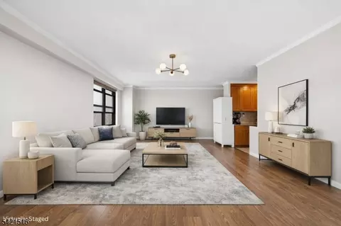 285 Aycrigg Ave #11G, Passaic, NJ 07055