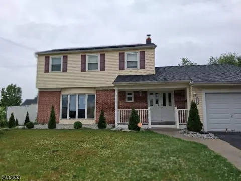 119 Colonial Rd #1, Beverly, NJ 08010