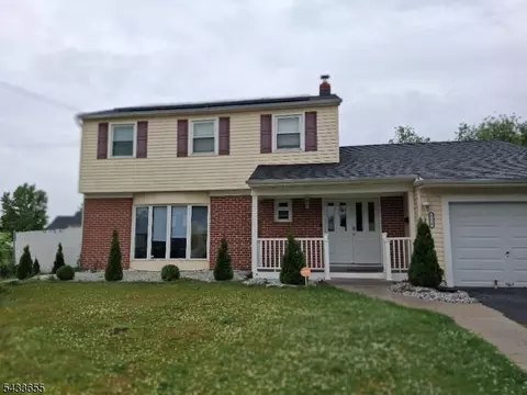119 Colonial Rd #1, Beverly, NJ 08010