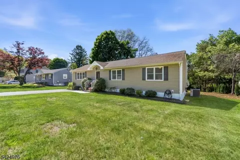 6 Oak Dr, Randolph, NJ 07869 photo 4