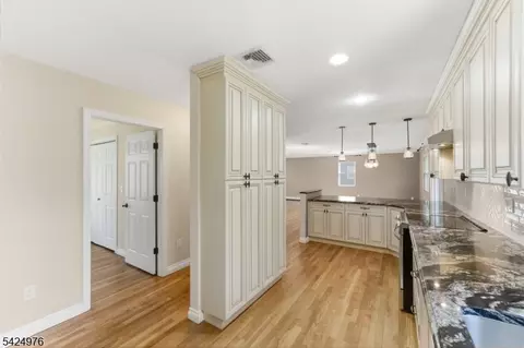6 Oak Dr, Randolph, NJ 07869 photo 15