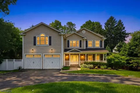 42 Spring Valley Rd, Montvale, NJ 07645