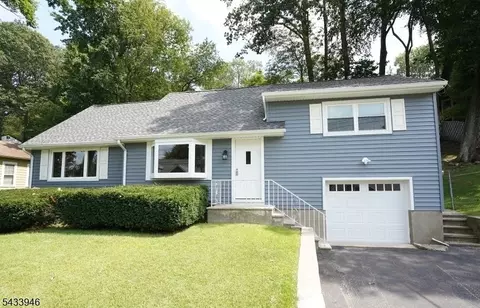 16 Highland Trl, Denville, NJ 07834