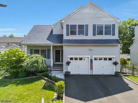 228 Woodside Ln, Bridgewater, NJ 08807