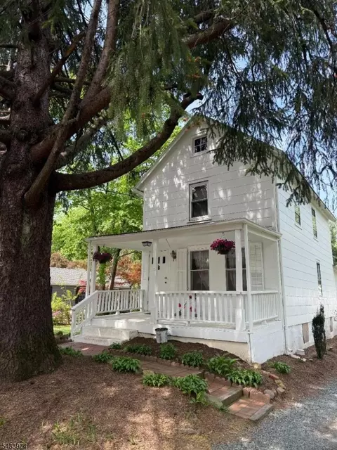 10 Bodnar St, Bernardsville, NJ 07924
