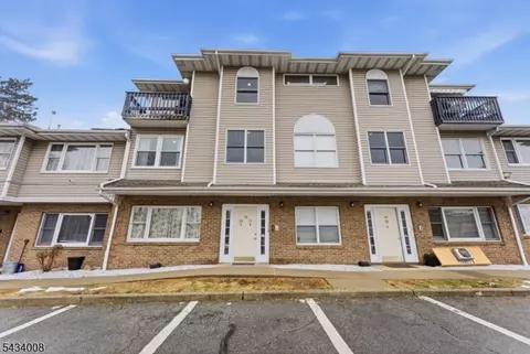 235 Dakota St, Paterson, NJ 07503