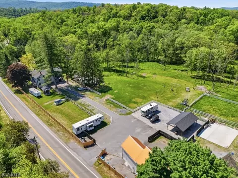 525 Hope-blairstown Rd, Hope Twp, NJ 07825