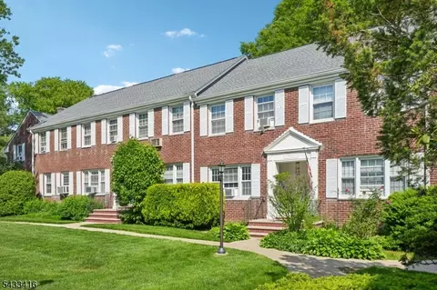 261 Elmwood Ave # A, Maplewood, NJ 07040