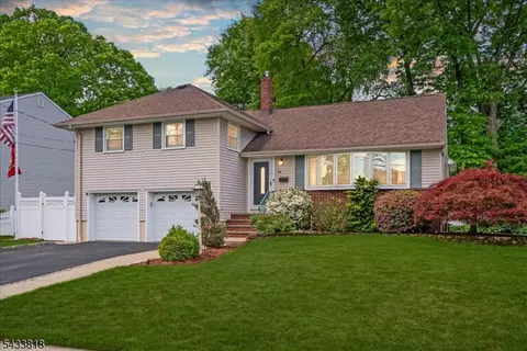 54 Lenhome Dr, Cranford, NJ 07016