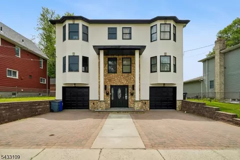268 Bell Ave, Lodi, NJ 07644
