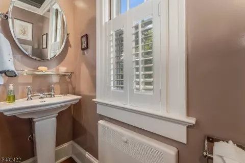 Bath - 11 New St, Mendham, NJ 07945 photo 1 of 5
