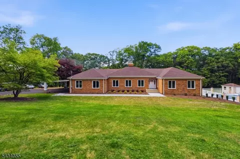 138 Black River Rd # B, Long Valley, NJ 07853