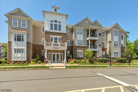 4306 Enclave Cir #4306, Somerset, NJ 08873