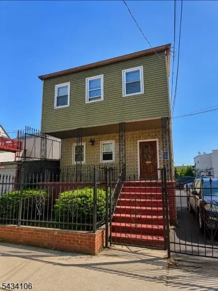 250 Berkeley Ave, Newark, NJ 07107