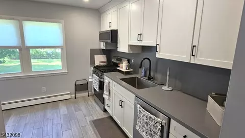 8 Hillside Rd, Hackettstown, NJ 07840 photo 4