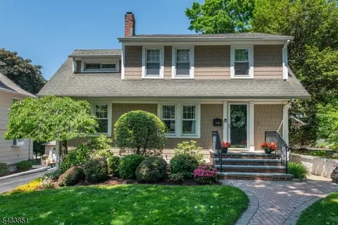 10 Irving Pl, Nutley, NJ 07110