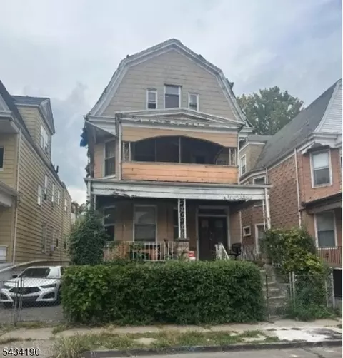 199 Amherst St, East Orange, NJ 07018