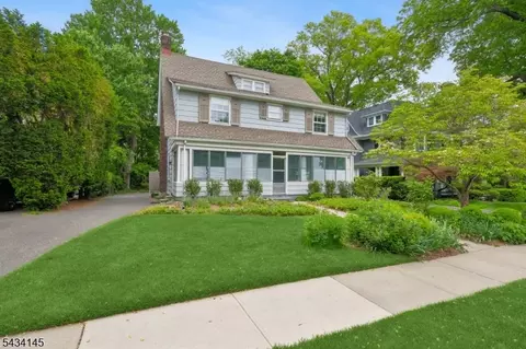 14 Holland Ter, Montclair, NJ 07042