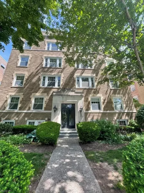 49 Park Ave #42, Bloomfield, NJ 07003
