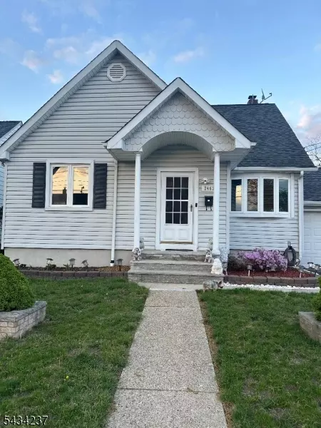 2463 Dorchester Rd, Union, NJ 07083