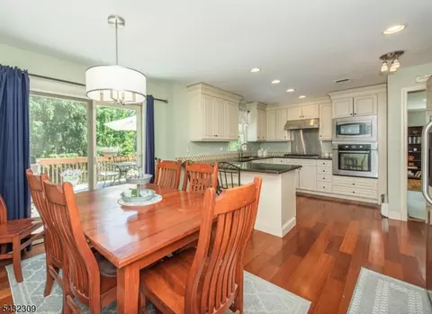 2 David Pl, Flanders, NJ 07836 photo 5