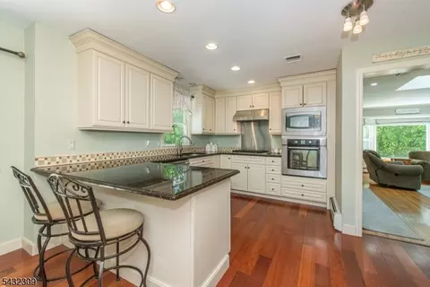 2 David Pl, Flanders, NJ 07836 photo 6