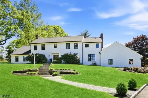 210 Mendham Rd, Bernardsville, NJ 07924