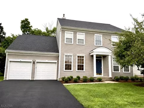 16 Landau Rd, Basking Ridge, NJ 07920